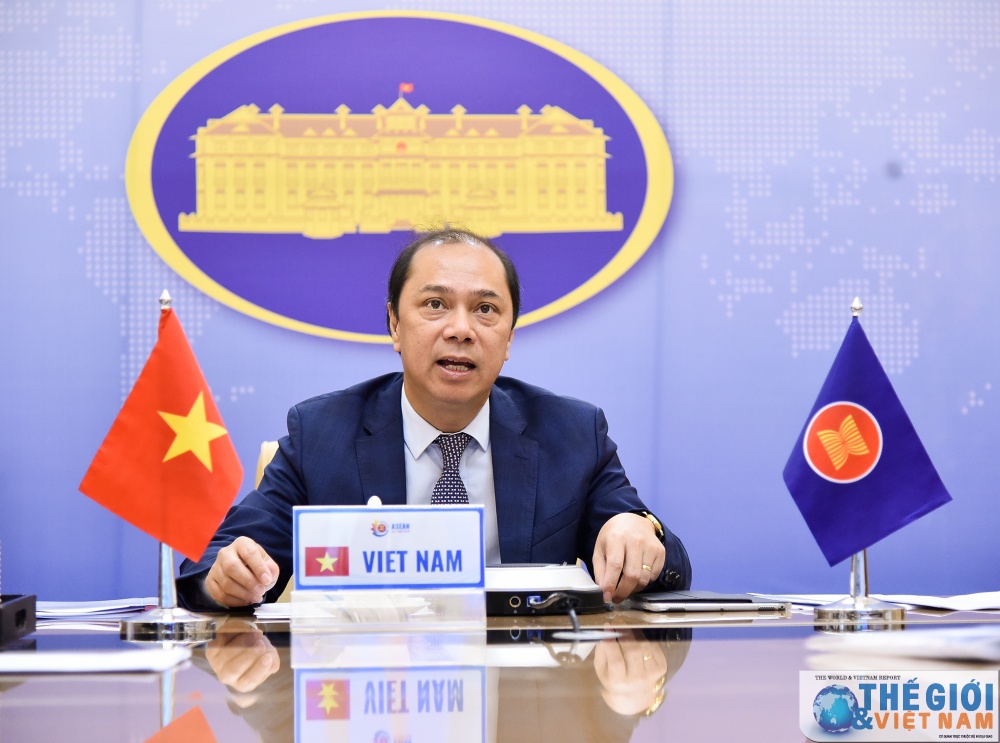 ASEAN - Trung Quốc cam kết thực hiện nghiêm túc, đầy đủ Tuyên bố DOC asean trung quoc phoi hop chat che trong trien khai day du va hieu qua tuyen bo doc xay dung coc phu voi luat phap te